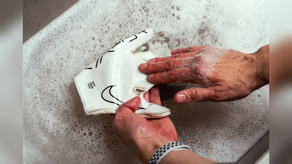 How To Wash Football Gloves In Washing Machine